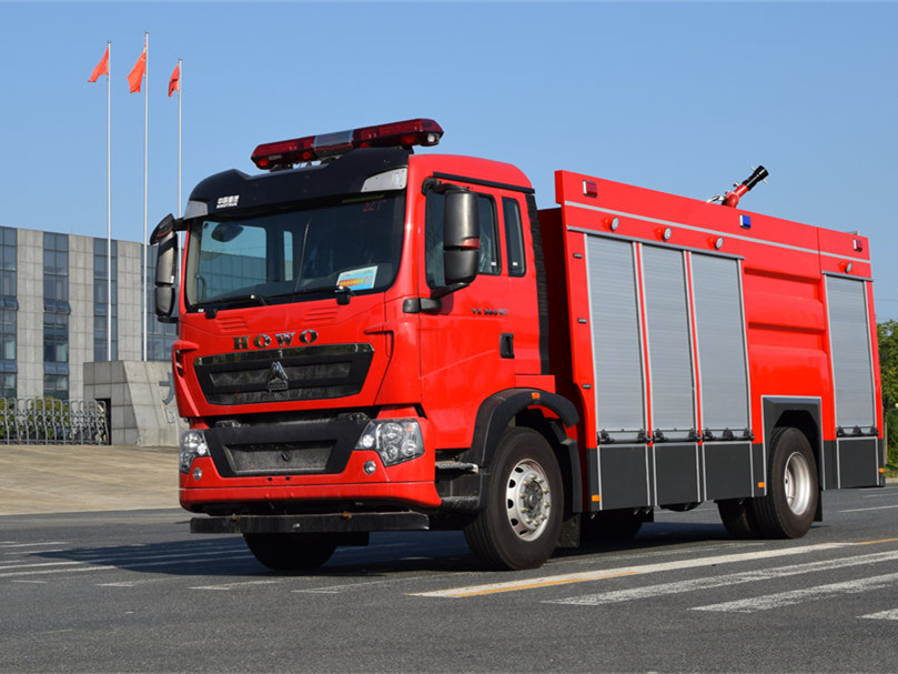 豪沃單橋水罐消防車（9噸）圖片